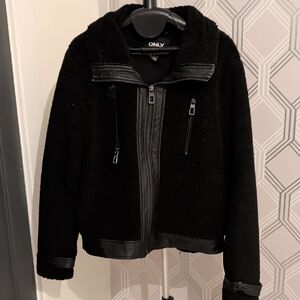 ONLY Women's Black Textured Bomber Jacket
